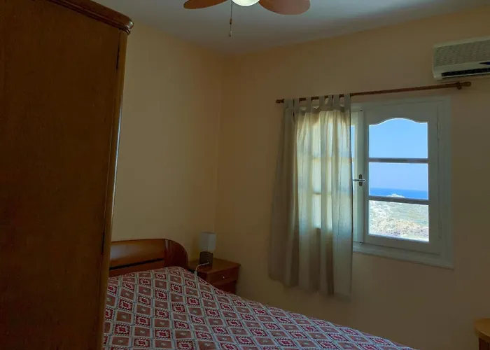 Naxos Town 1 Km From Port Free Parking